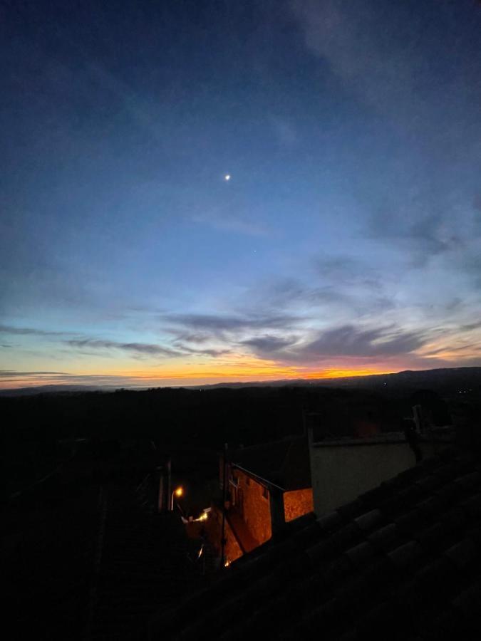 Saturnia Country Loft Apartment มอนเตเมราโน ภายนอก รูปภาพ